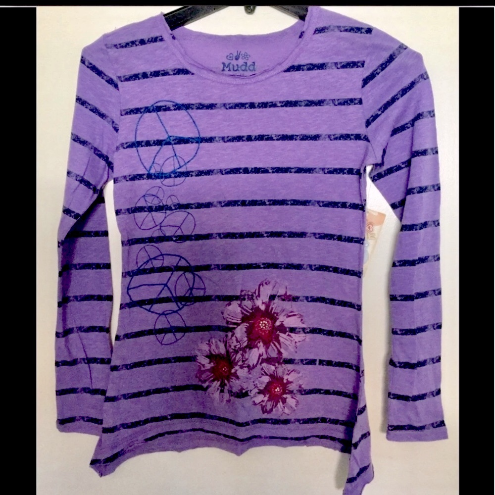 girl's hi-lo tee